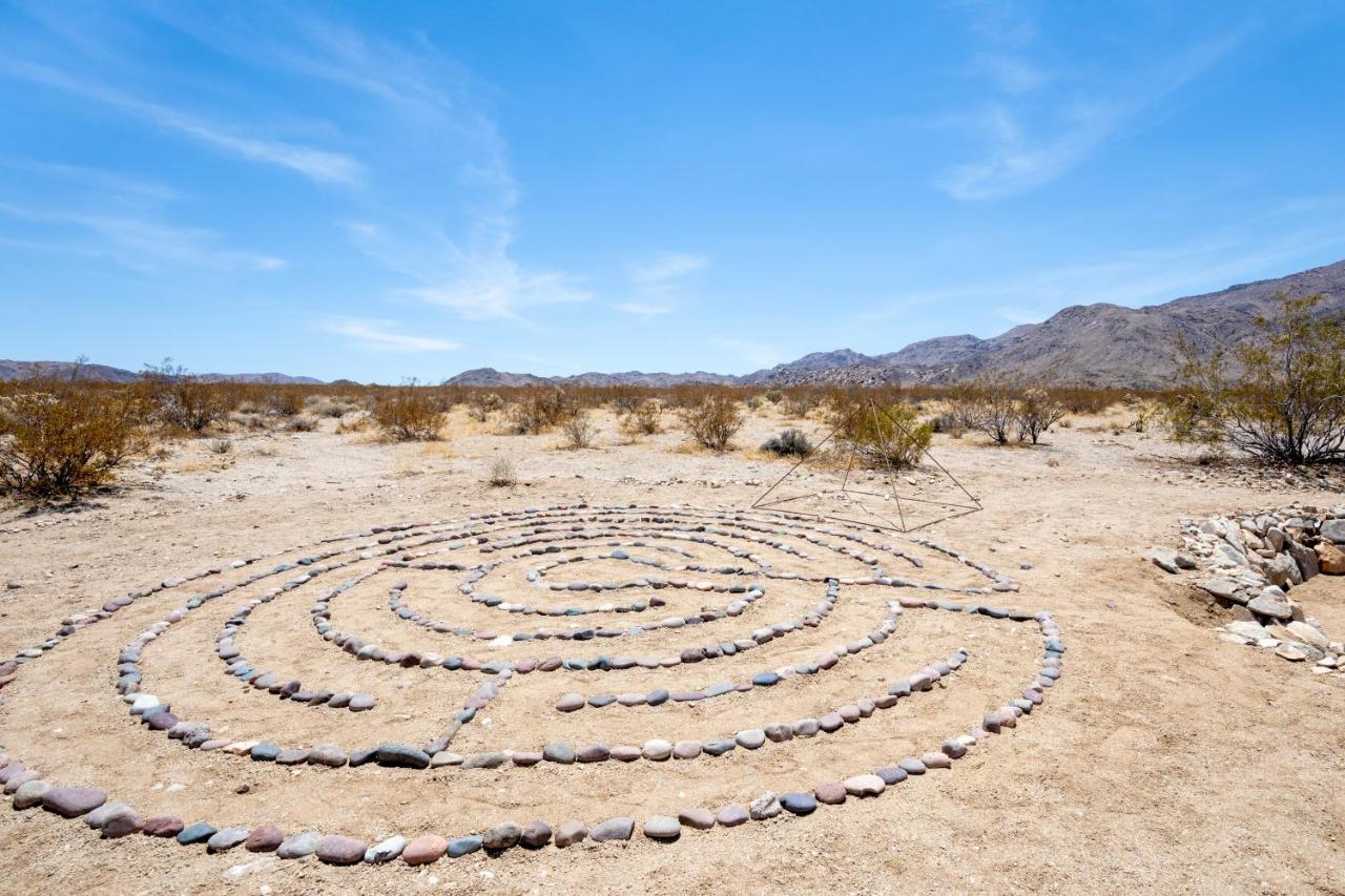 הוילה טוונטיניין פאלמס 1 Minute To Joshua Tree National Park, Hot Tub, Stars, Private - The Wkndr מראה חיצוני תמונה