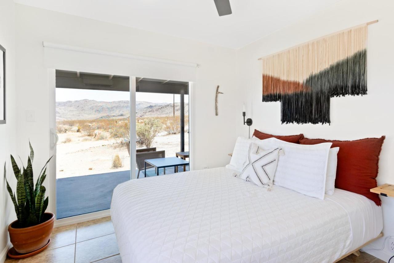 הוילה טוונטיניין פאלמס 1 Minute To Joshua Tree National Park, Hot Tub, Stars, Private - The Wkndr מראה חיצוני תמונה