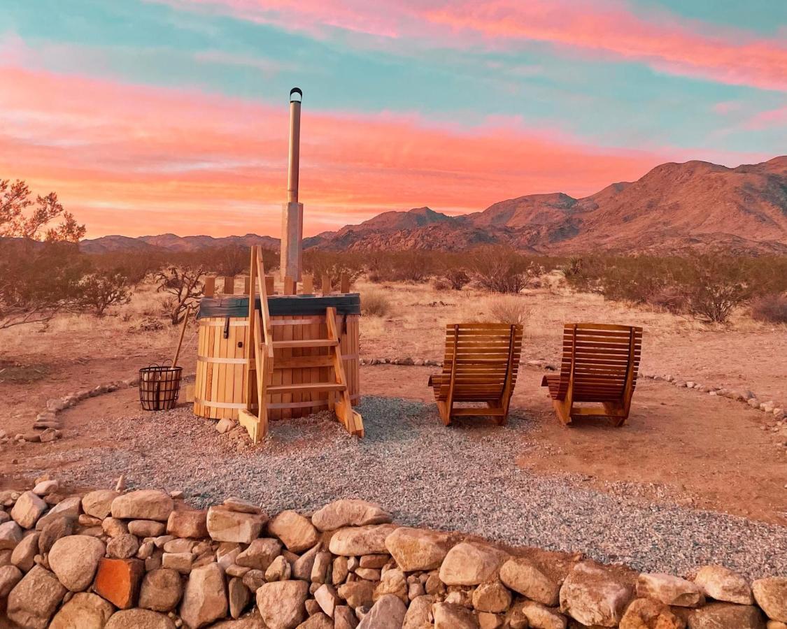 הוילה טוונטיניין פאלמס 1 Minute To Joshua Tree National Park, Hot Tub, Stars, Private - The Wkndr מראה חיצוני תמונה